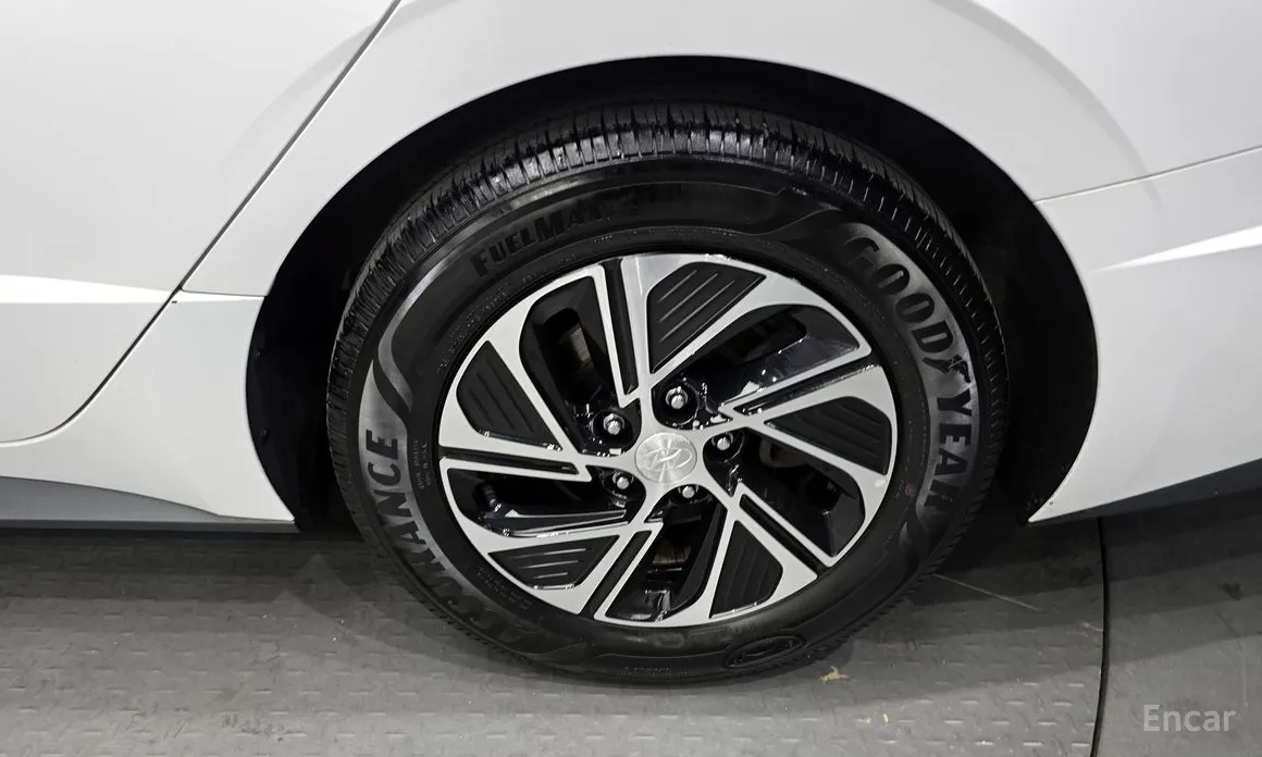 Фото 5 - Hyundai Sonata