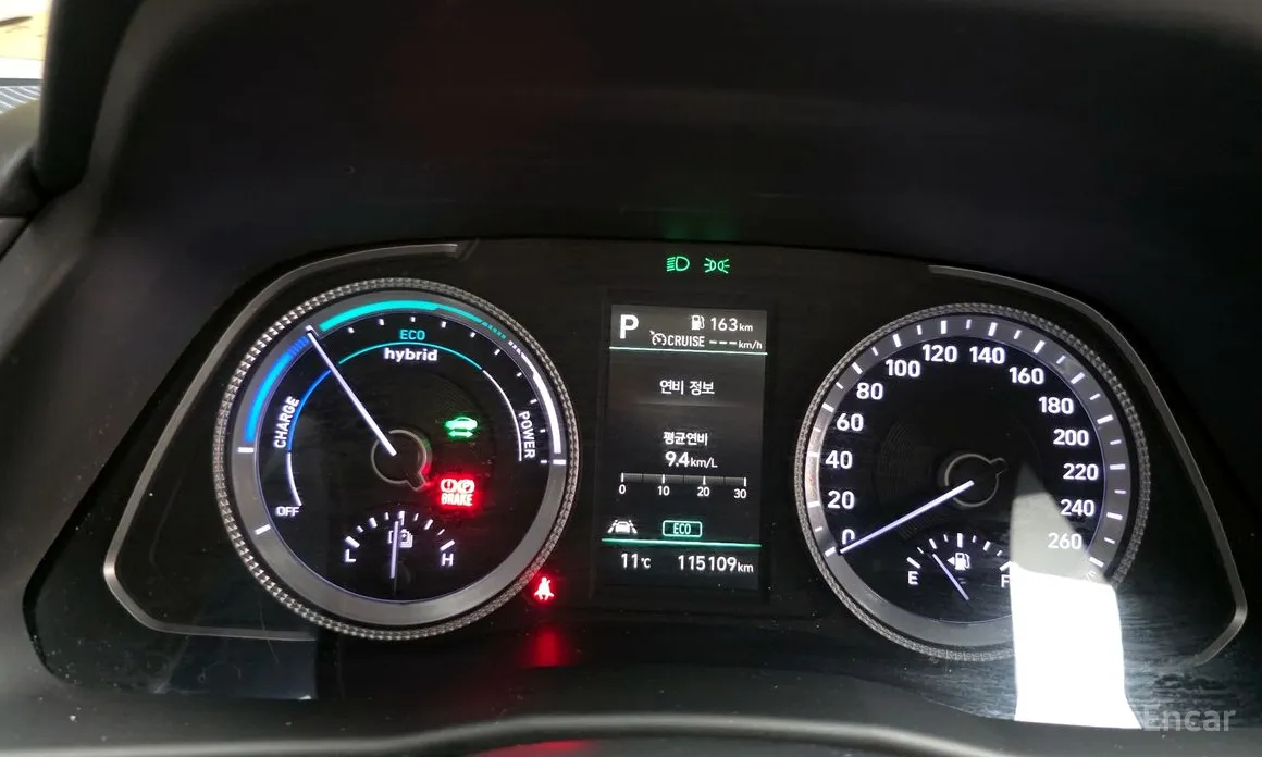 Фото 8 - Hyundai Sonata