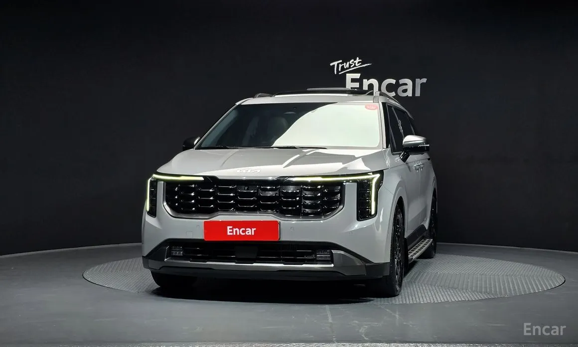 Фото 3 - Kia Carnival