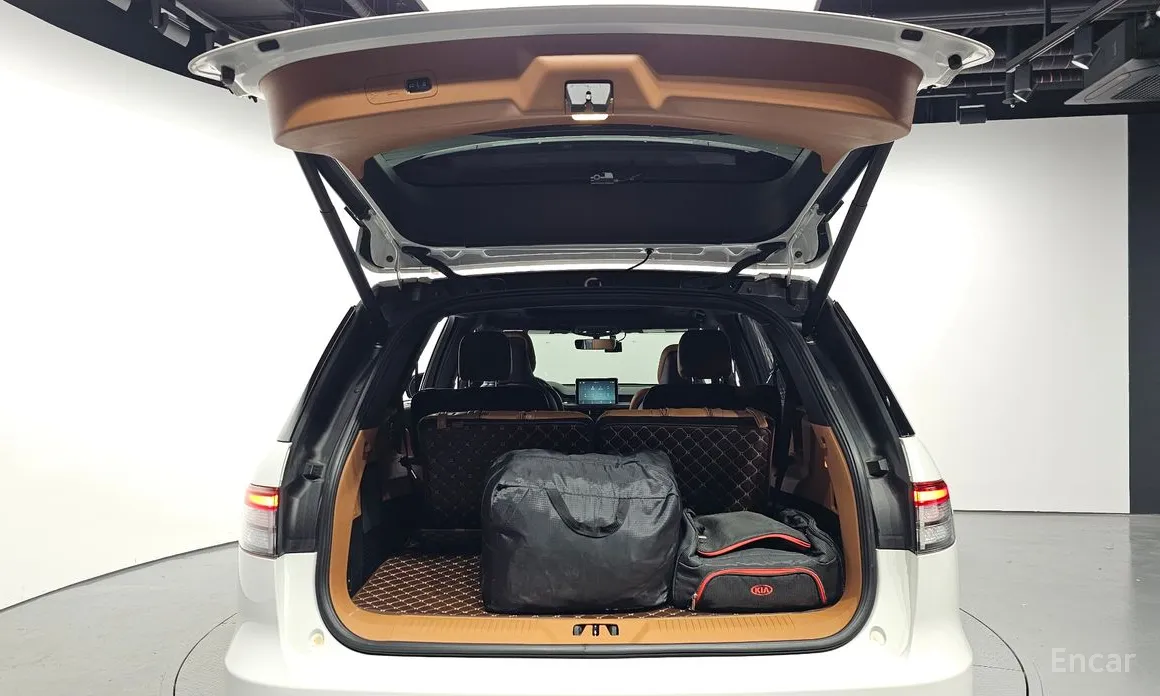 Фото 20 - Lincoln Aviator