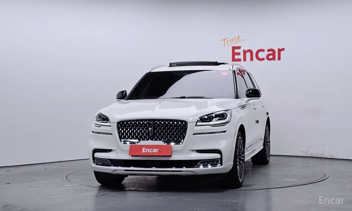 Фото 3 - Lincoln Aviator