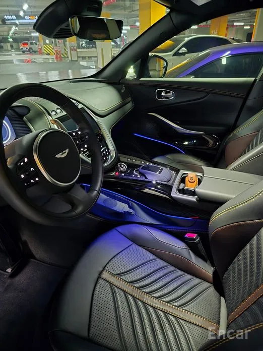 Фото 8 - Aston Martin DBX