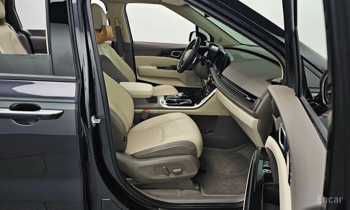 Фото 11 - Kia Carnival