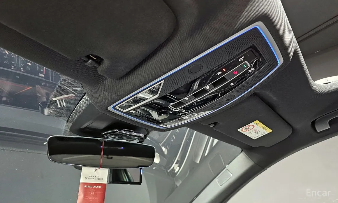 Фото 16 - Audi A8