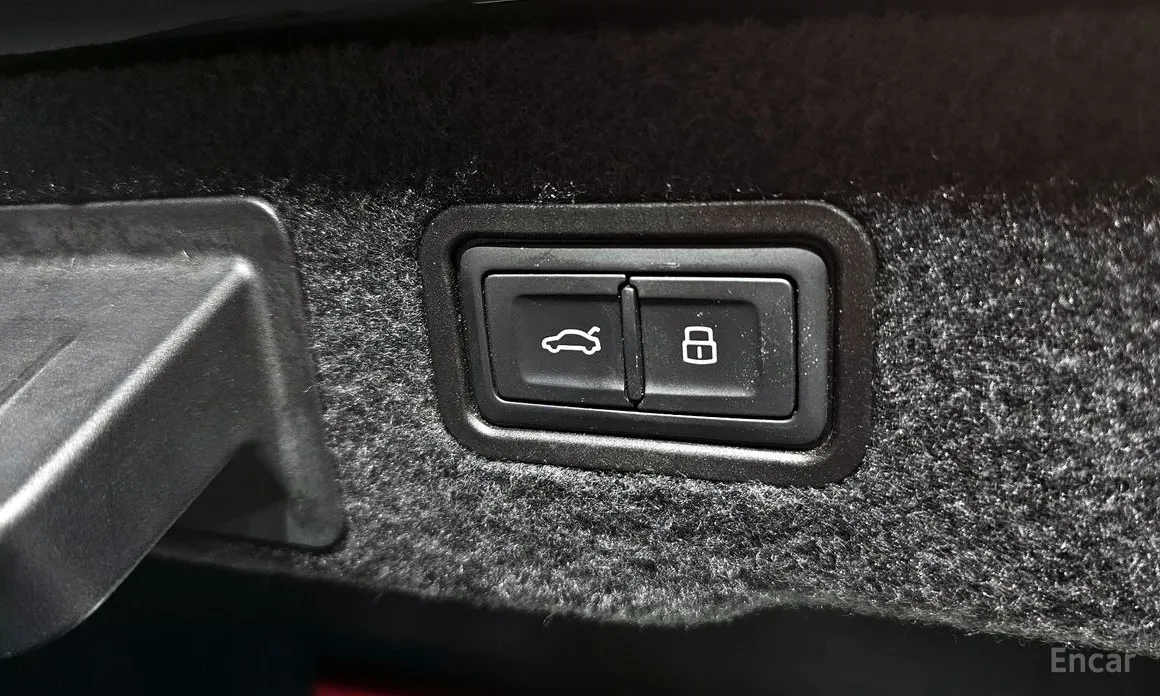 Фото 20 - Audi A8