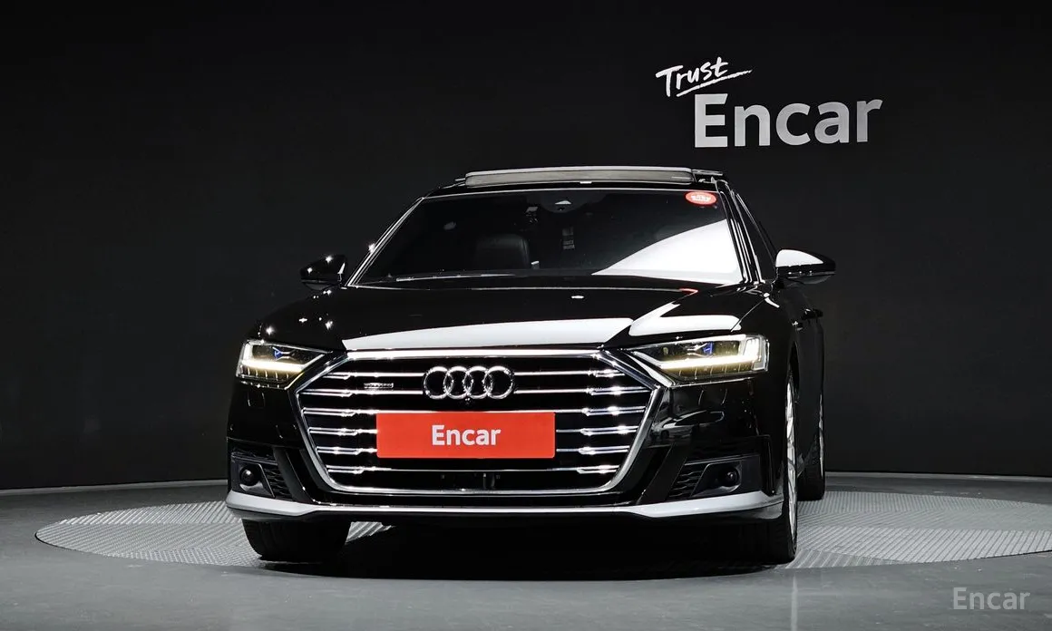 Фото 3 - Audi A8