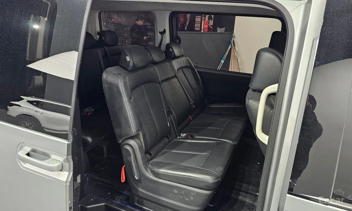 Фото 12 - Hyundai Staria