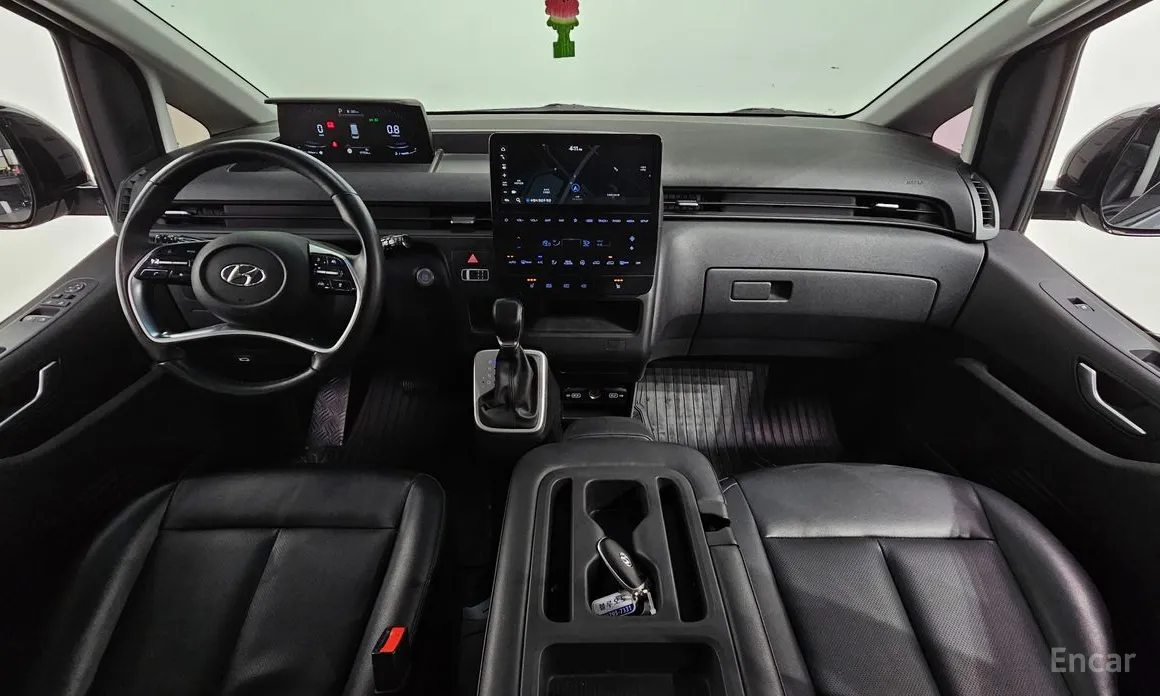 Фото 7 - Hyundai Staria