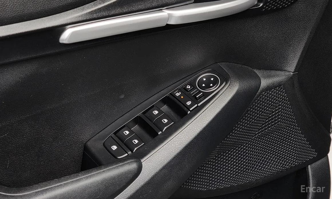 Фото 13 - Kia Seltos