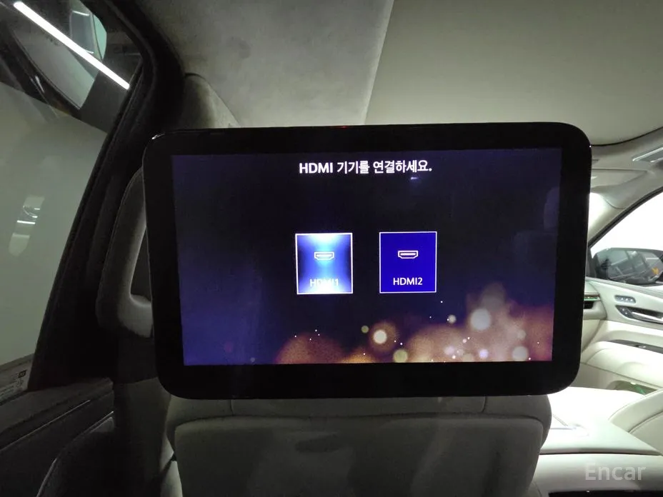 Фото 15 - Cadillac Escalade