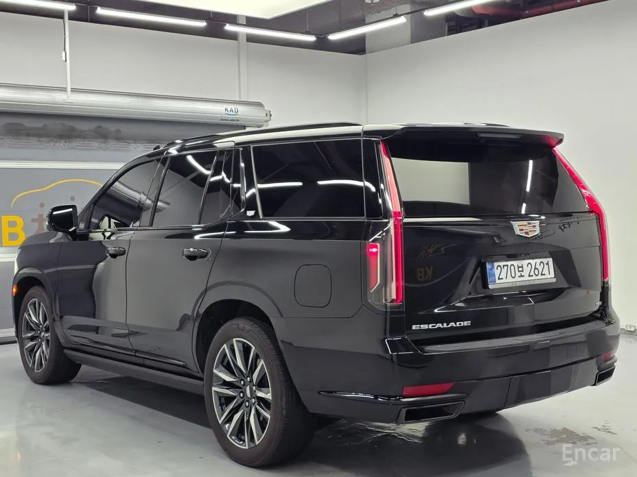 Фото 4 - Cadillac Escalade