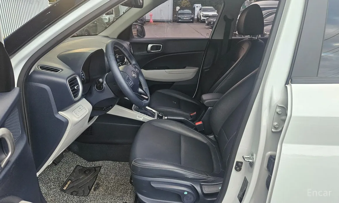 Фото 7 - Hyundai Venue