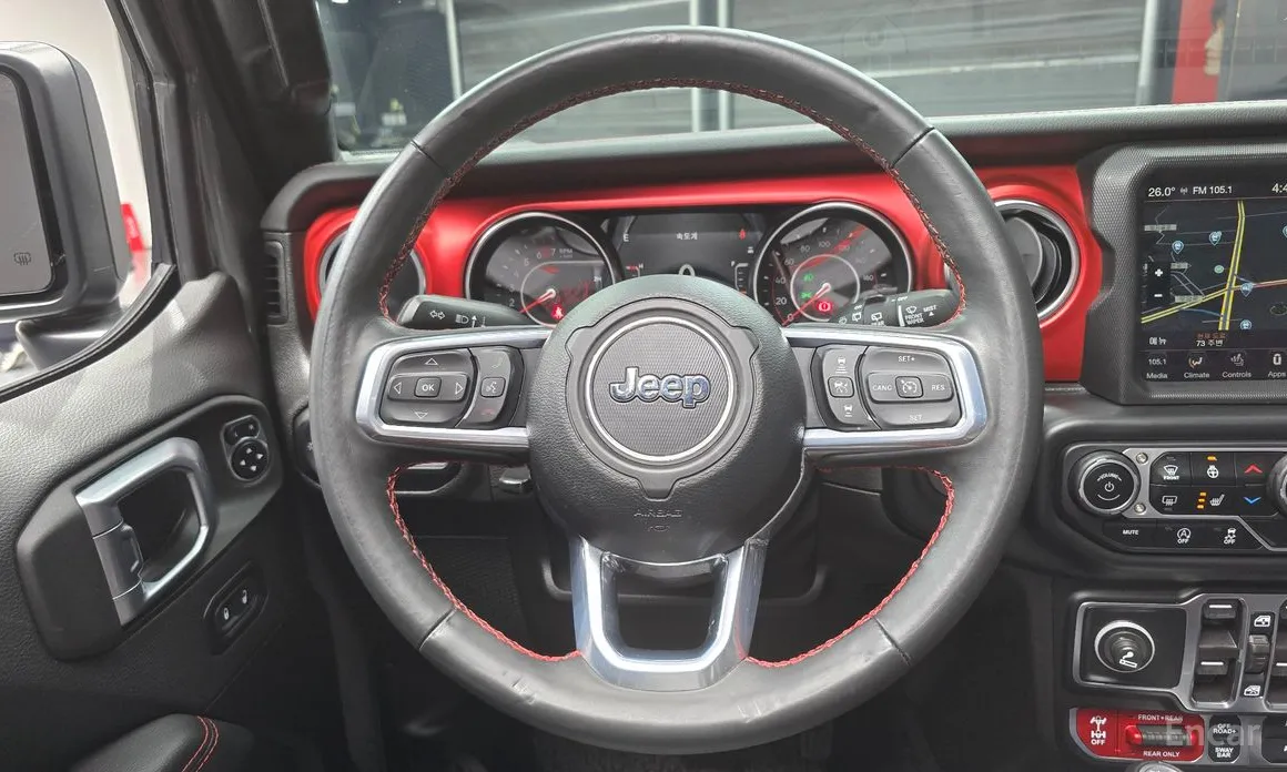 Фото 14 - Jeep Wrangler