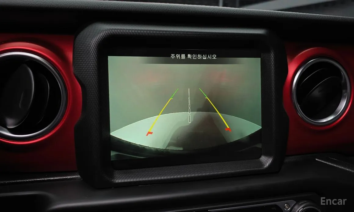 Фото 15 - Jeep Wrangler