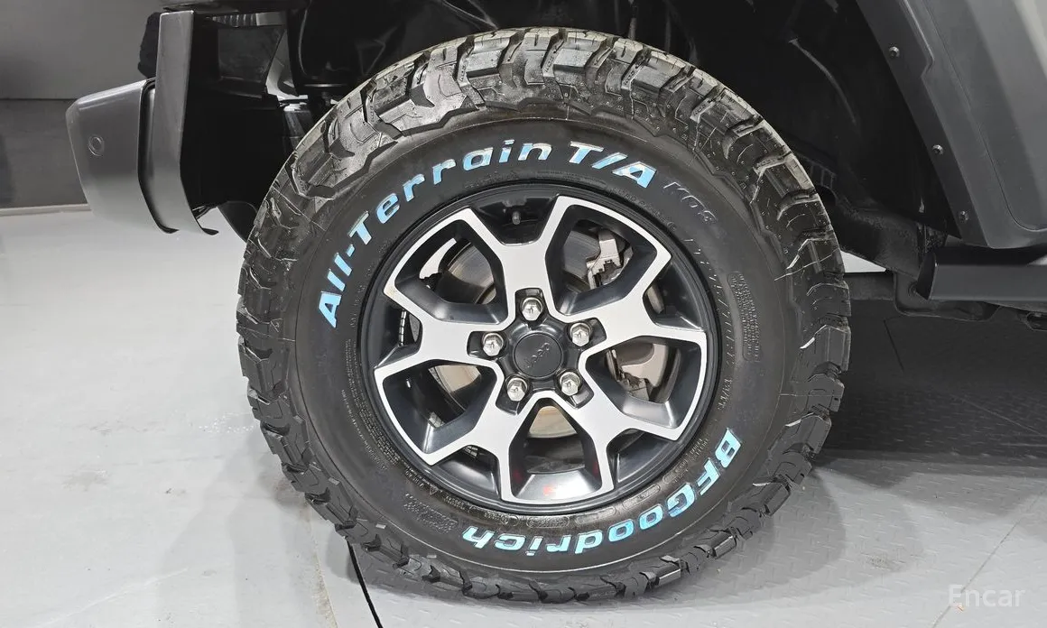 Фото 5 - Jeep Wrangler