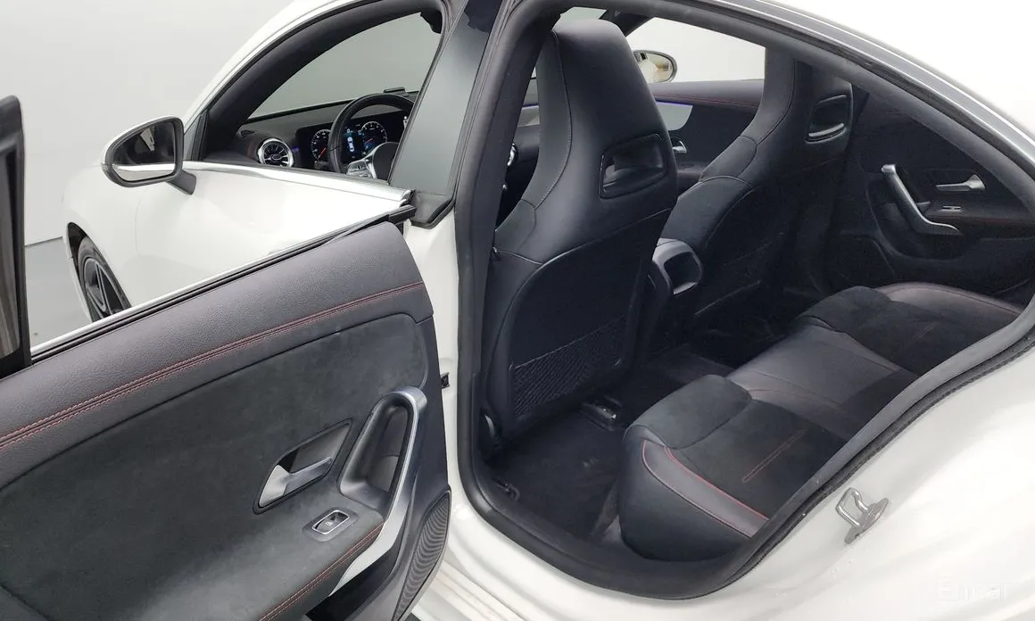 Фото 12 - Mercedes-Benz CLA-Class