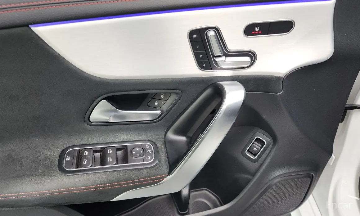 Фото 17 - Mercedes-Benz CLA-Class