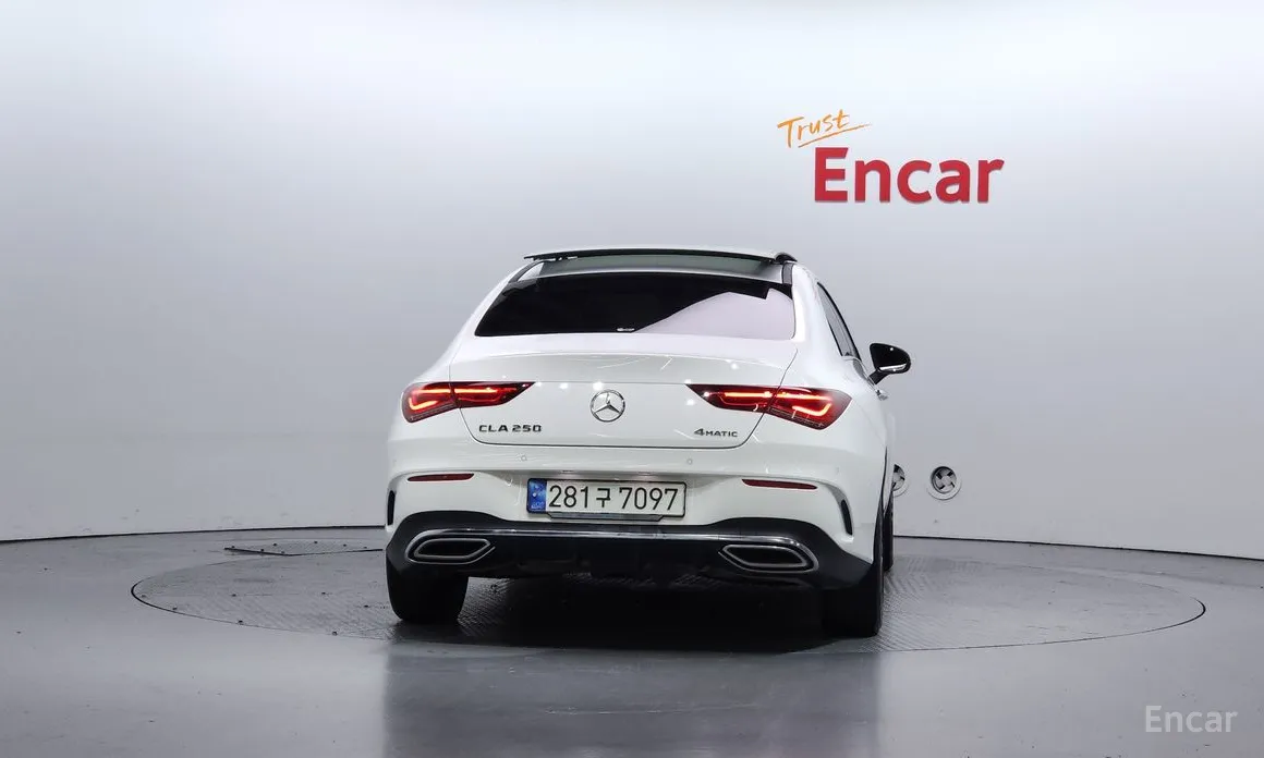 Фото 4 - Mercedes-Benz CLA-Class