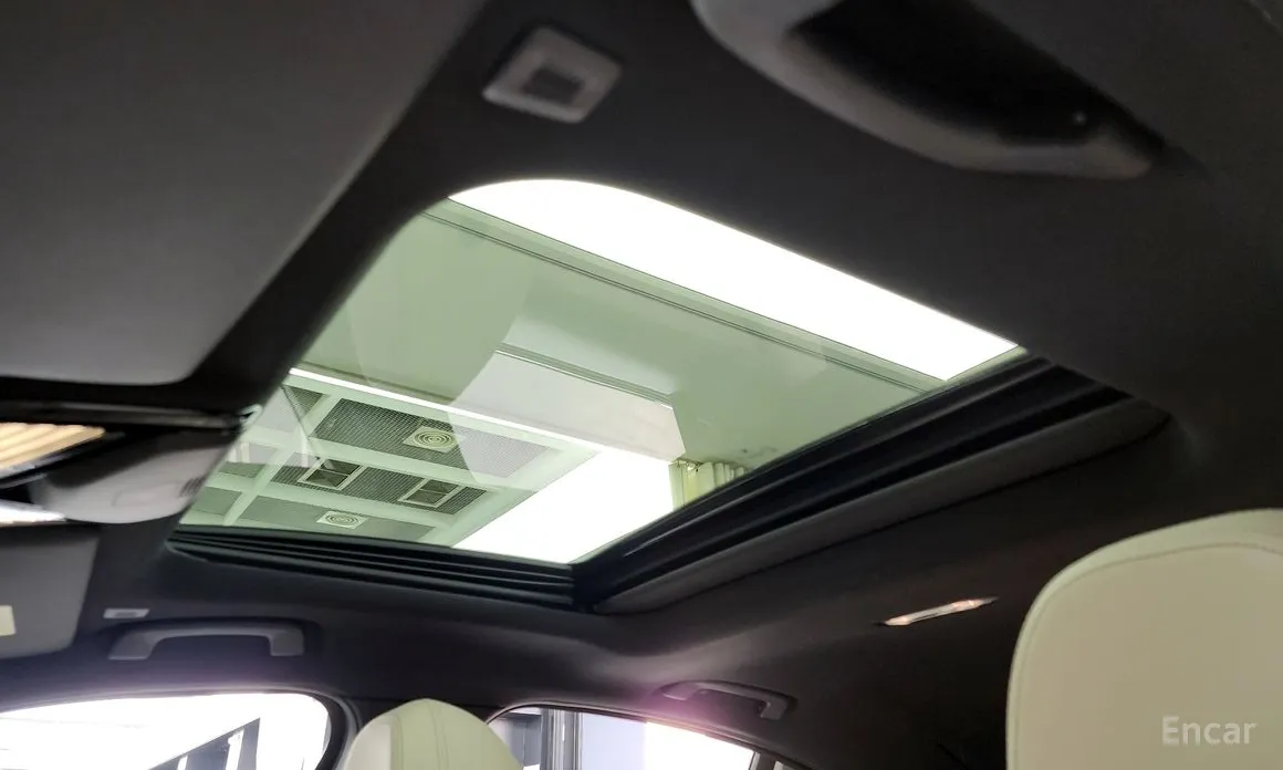 Photo 18 - BMW 3 Series