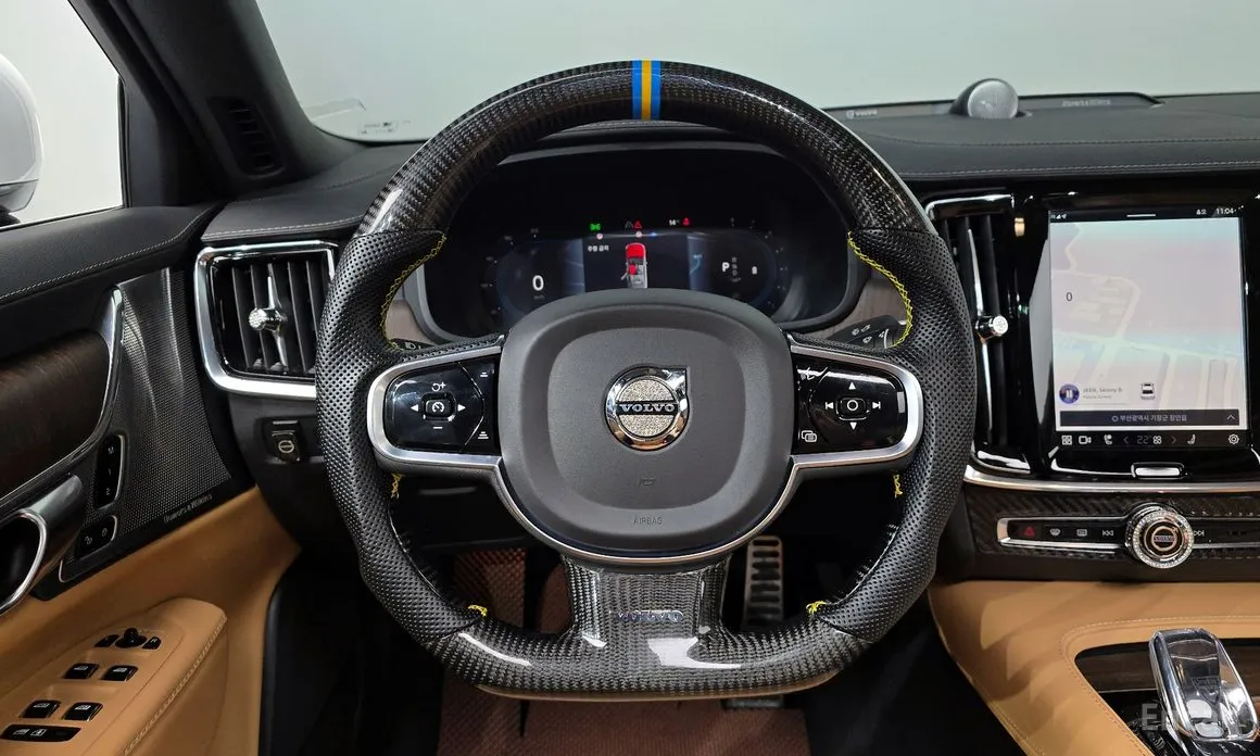 Фото 13 - Volvo S90