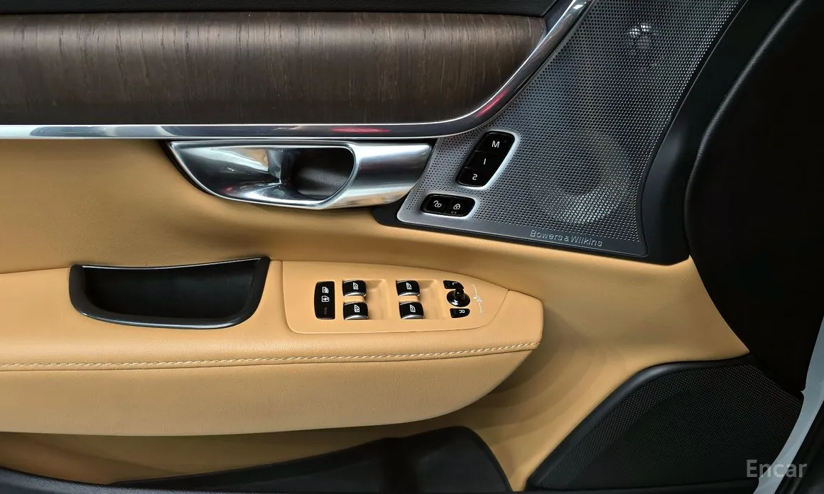 Фото 18 - Volvo S90