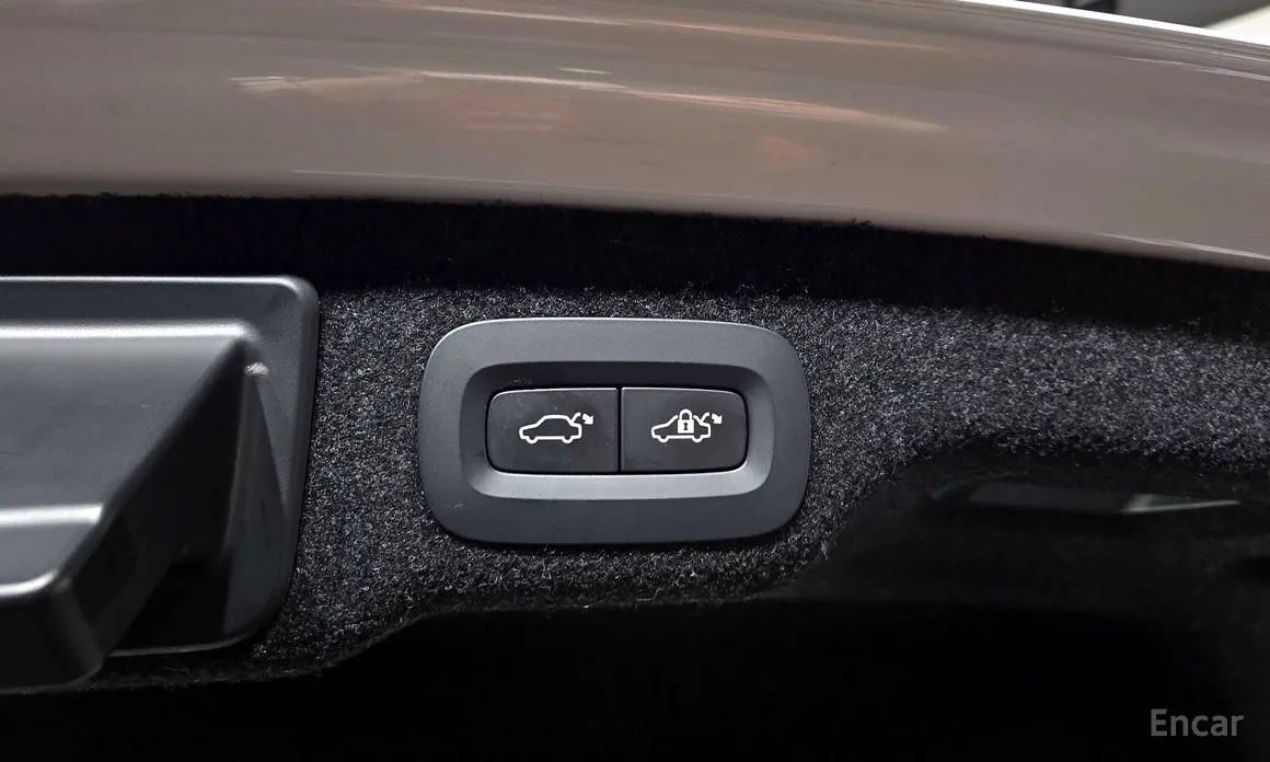 Фото 20 - Volvo S90