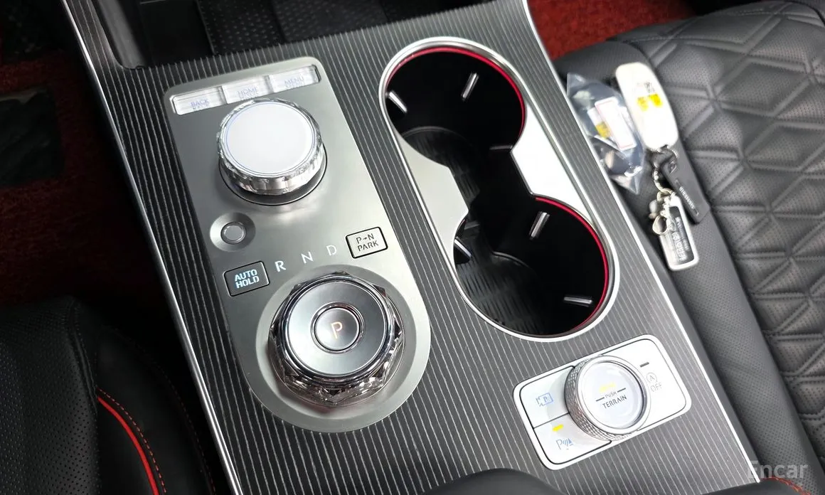 Фото 9 - Genesis GV80