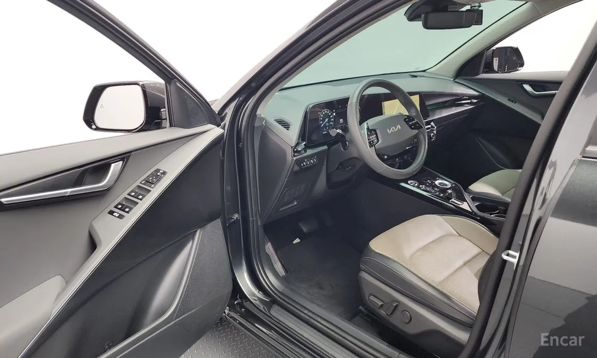 Фото 10 - Kia Niro