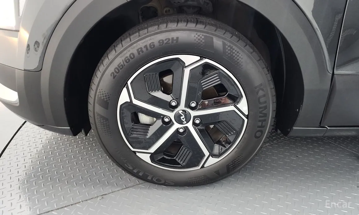 Фото 5 - Kia Niro