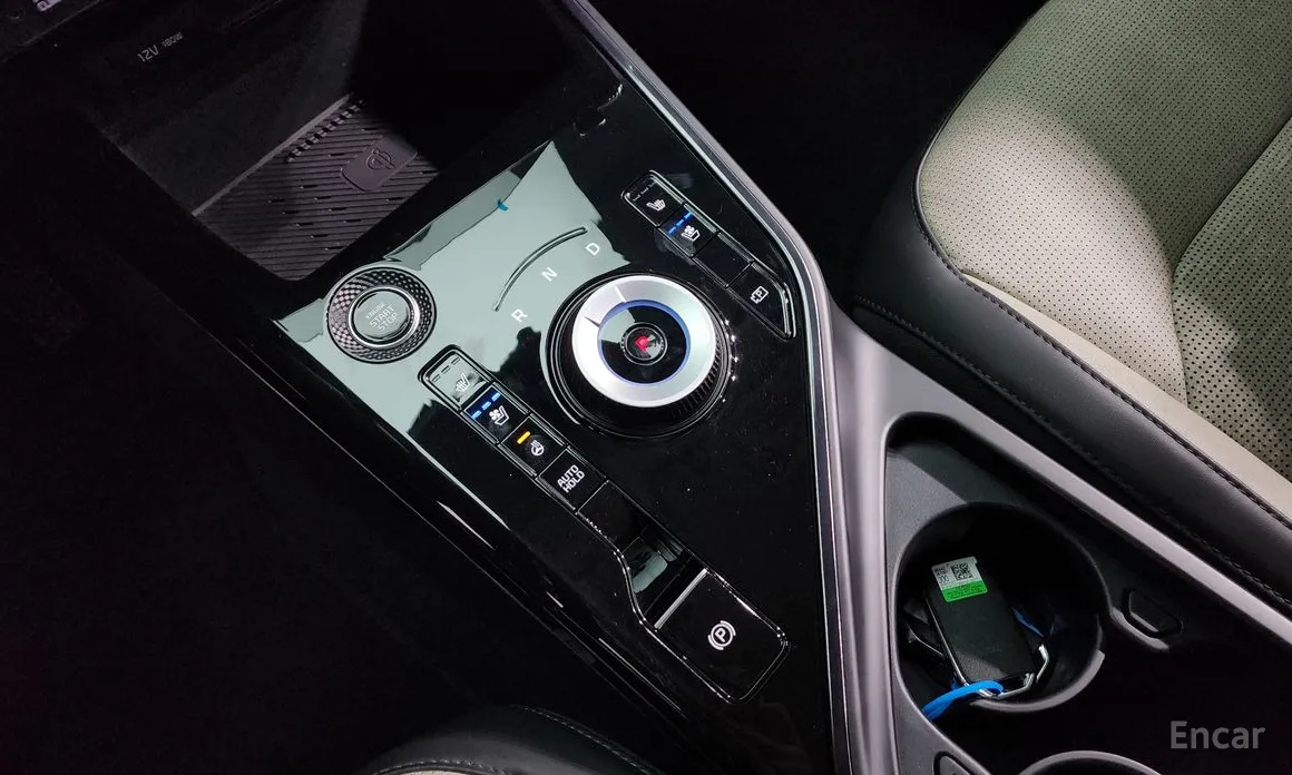 Фото 9 - Kia Niro