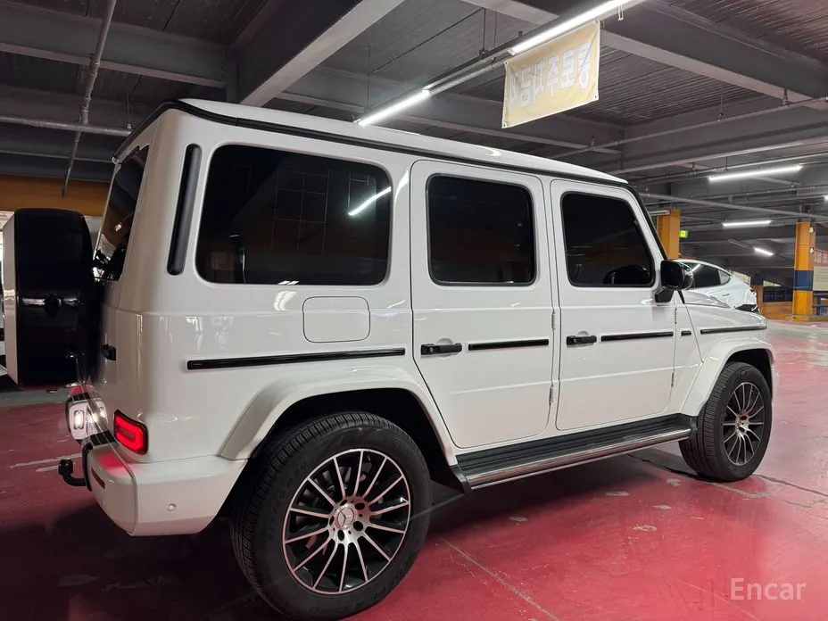 Фото 4 - Mercedes-Benz G-Class