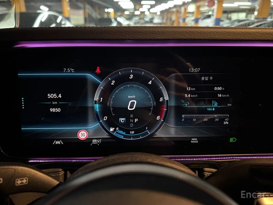 Фото 8 - Mercedes-Benz G-Class