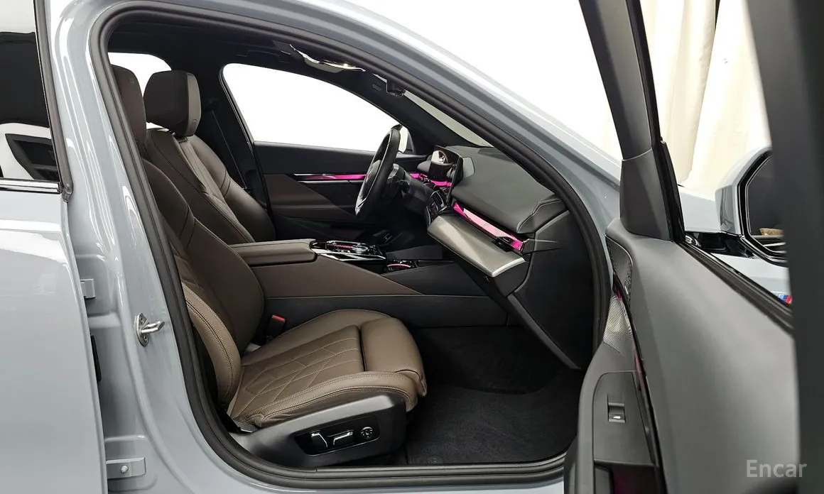 Фото 11 - BMW 5 Series