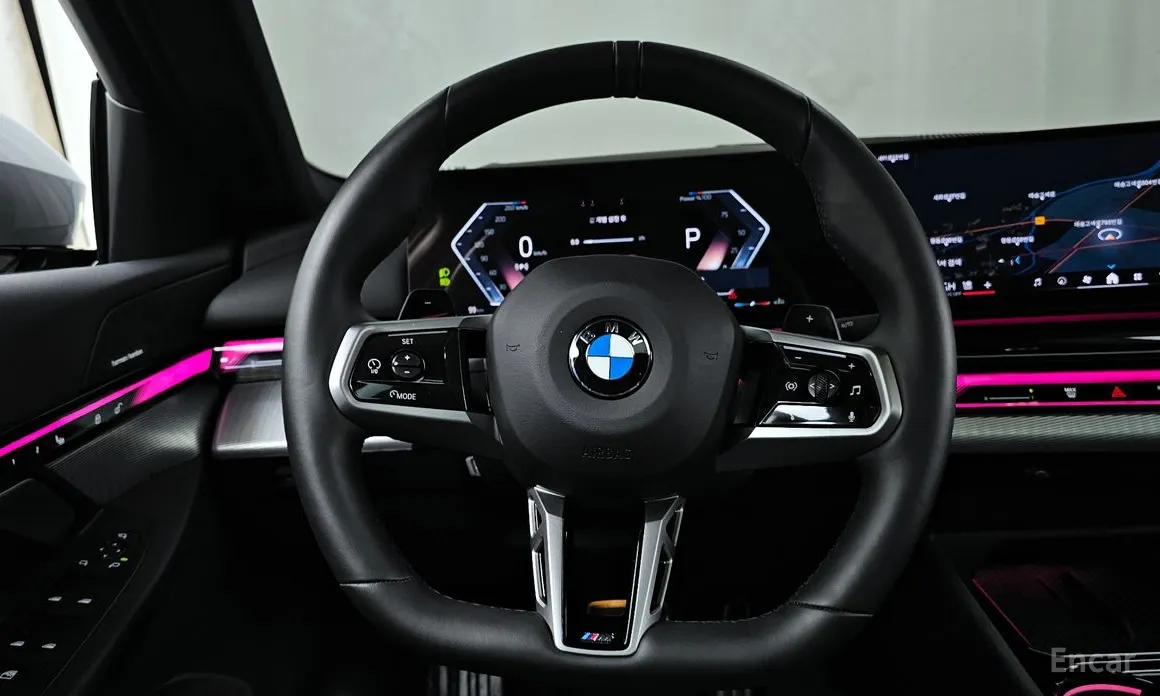 Фото 13 - BMW 5 Series