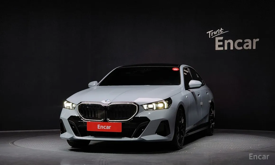 Фото 3 - BMW 5 Series