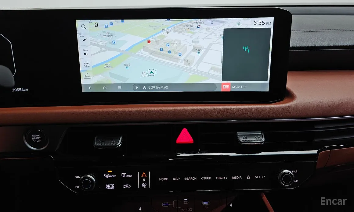 Фото 14 - Kia K8