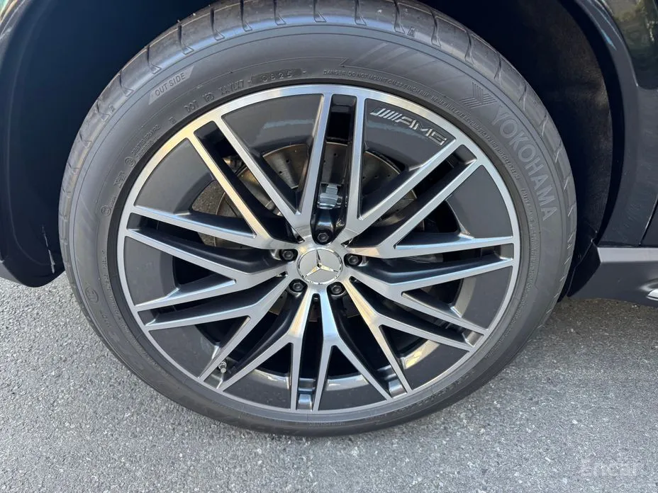 Фото 19 - Mercedes-Benz GLE-Class