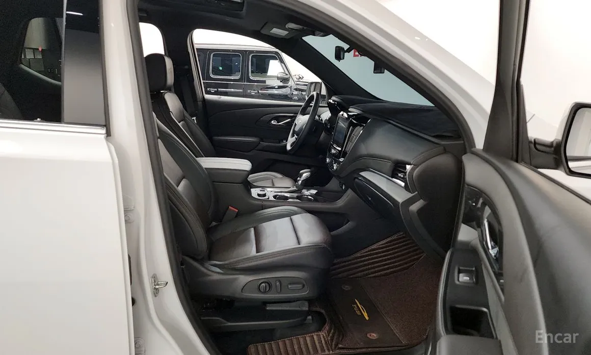 Фото 11 - Chevrolet Traverse