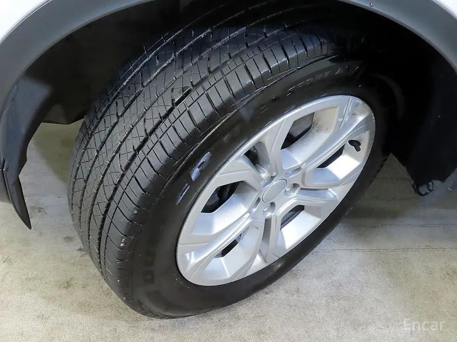 Фото 20 - Land Rover Discovery Sport