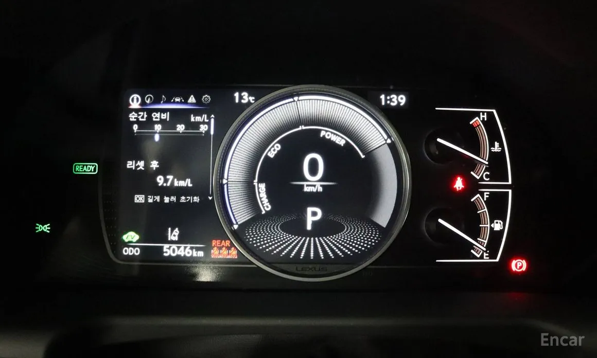 Фото 7 - Lexus ES