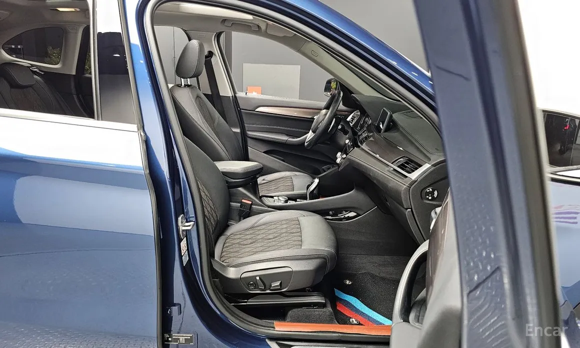 Фото 11 - BMW X1