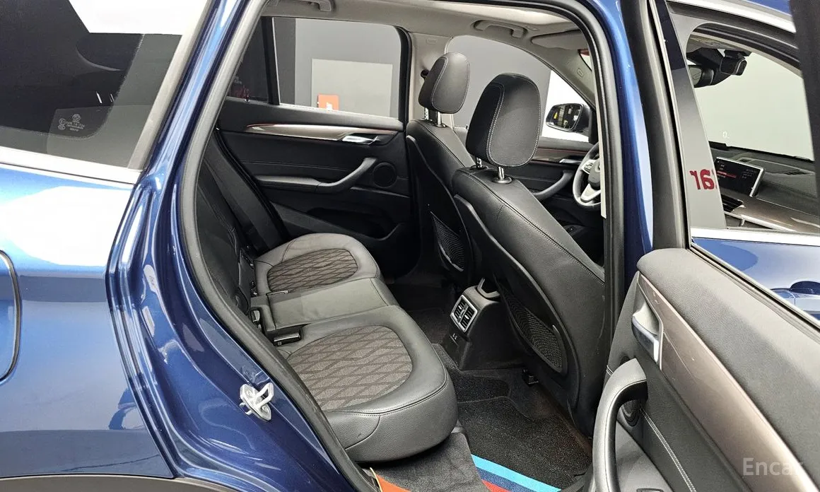 Фото 12 - BMW X1