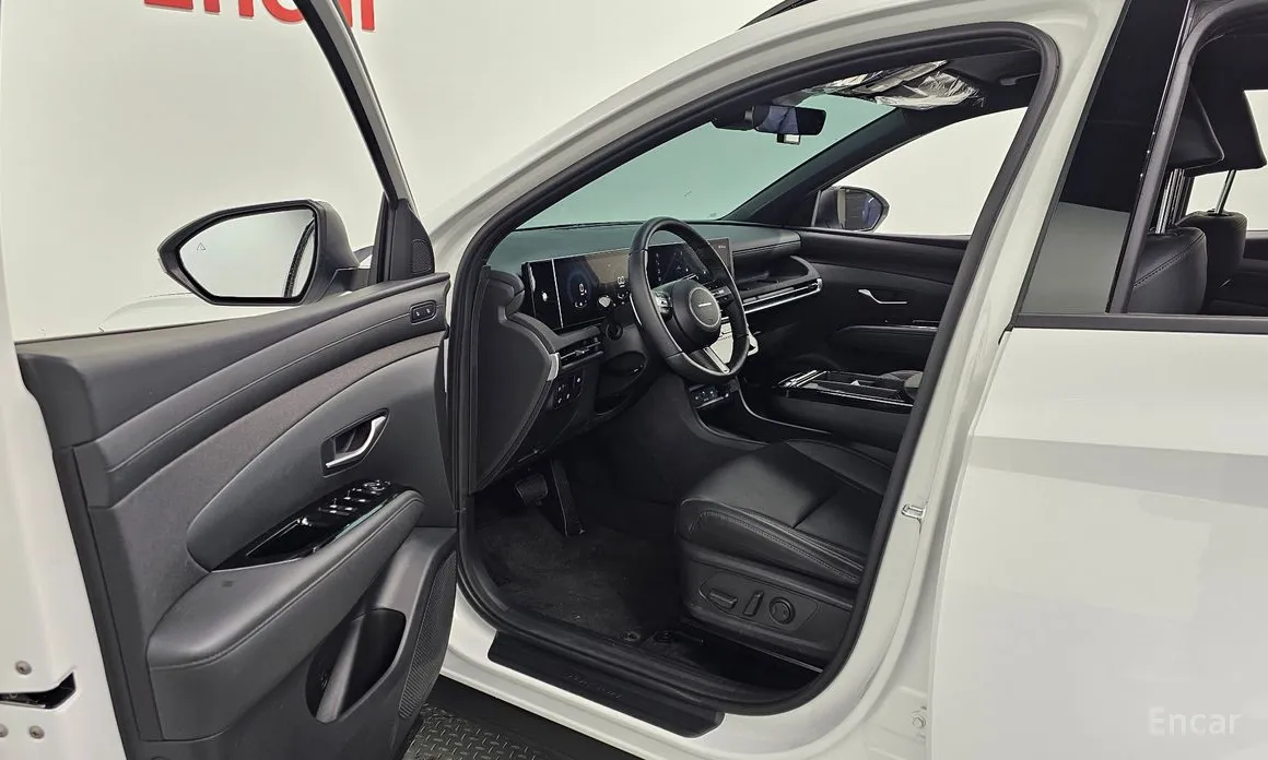 Фото 10 - Hyundai Tucson