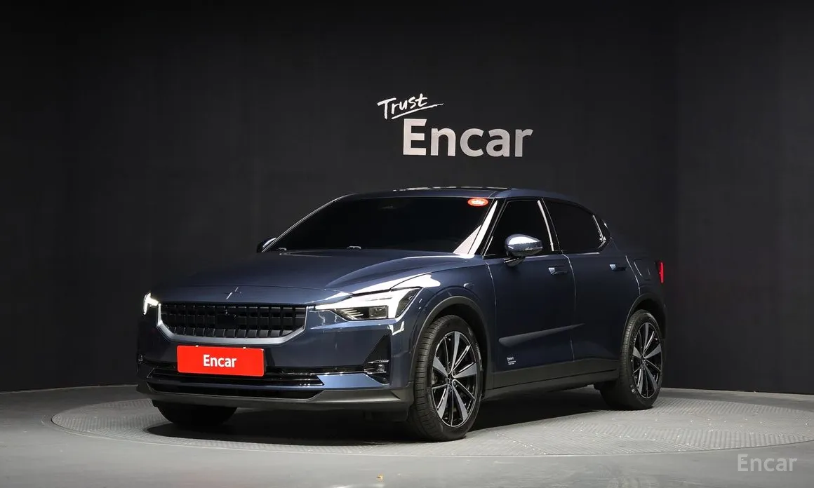 Фото 1 - Polestar 2