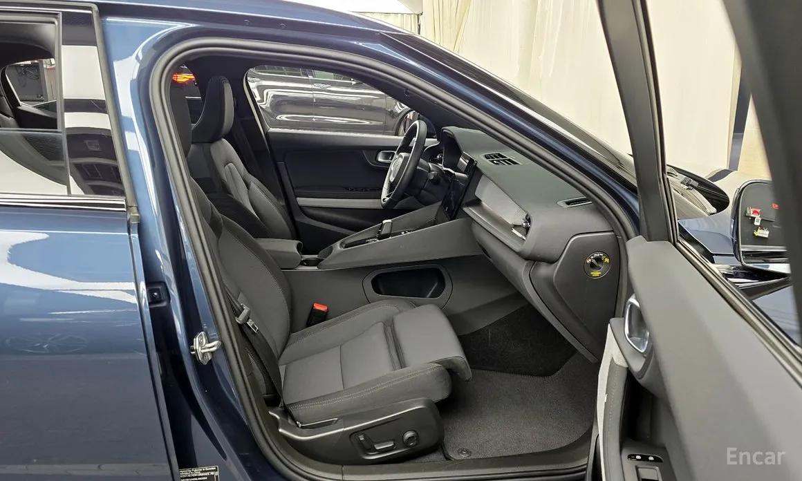 Фото 11 - Polestar 2