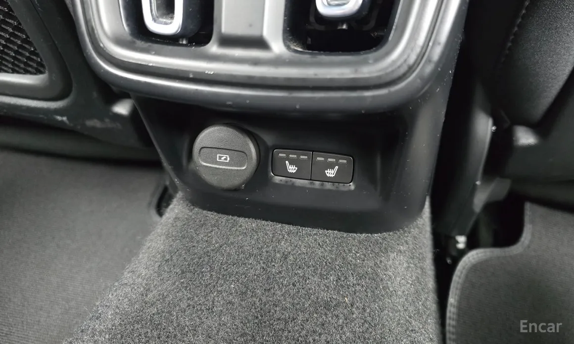 Фото 19 - Polestar 2