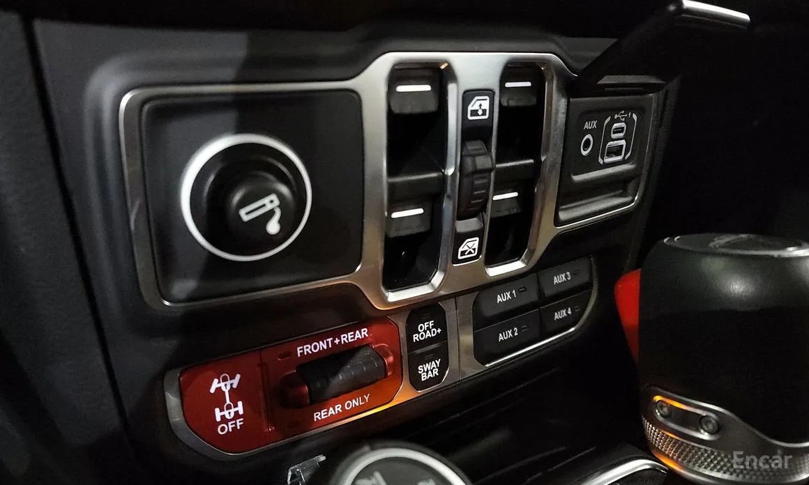 Фото 18 - Jeep Gladiator