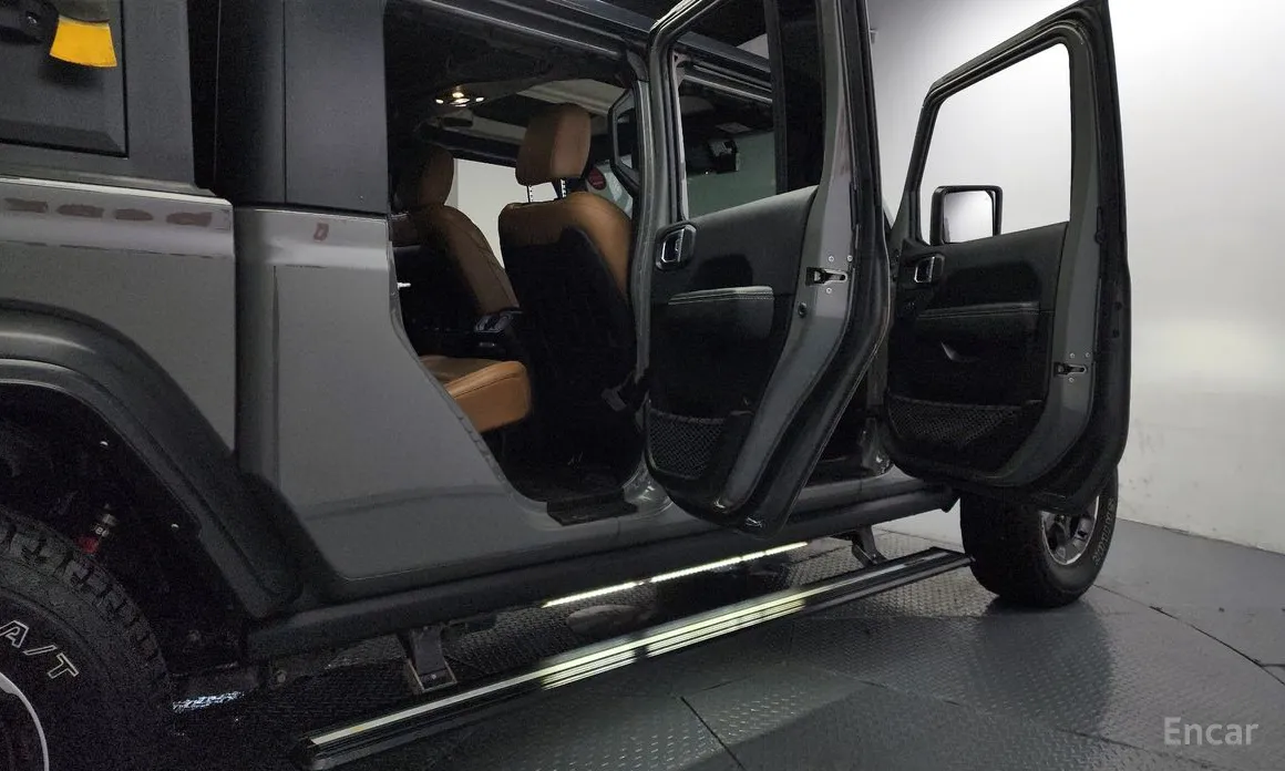 Фото 19 - Jeep Gladiator