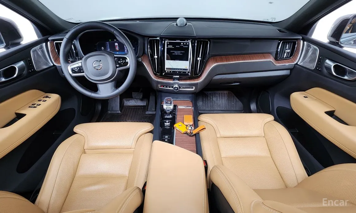 Фото 7 - Volvo XC60