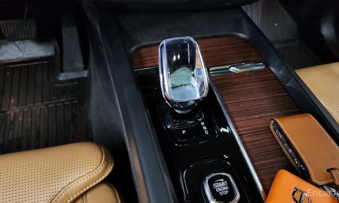 Фото 9 - Volvo XC60